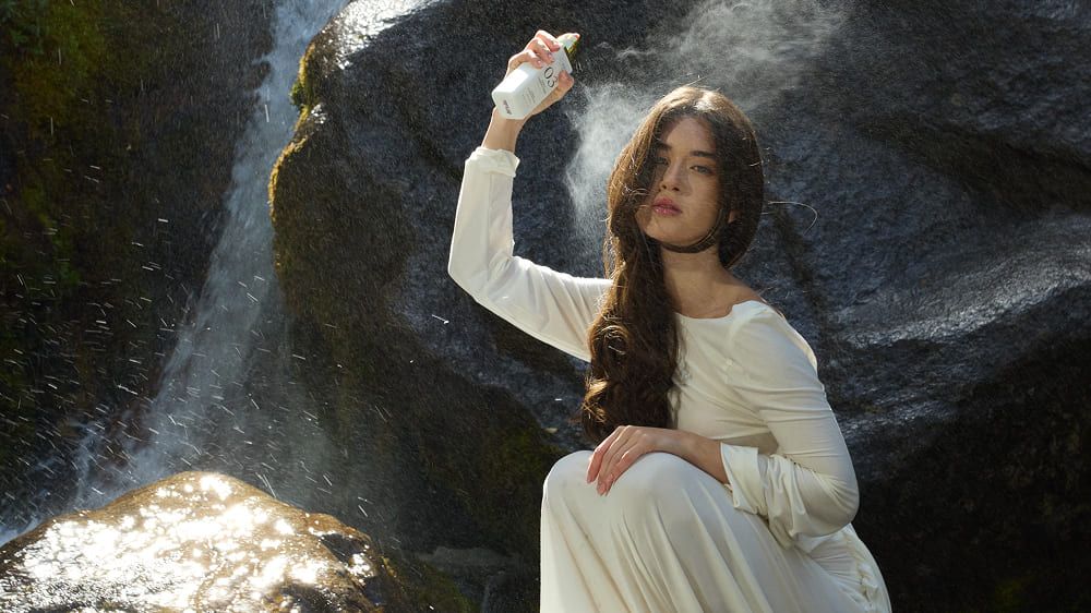 Почему волосы страдают осенью?